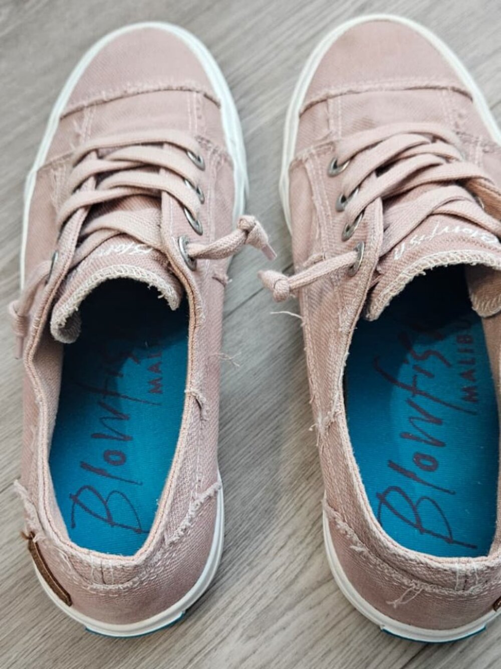 Blowfish Malibu Maxine Womens Size 8M Dusty Blush Pink Distressed Canvas Shoes - Picture 3 of 7